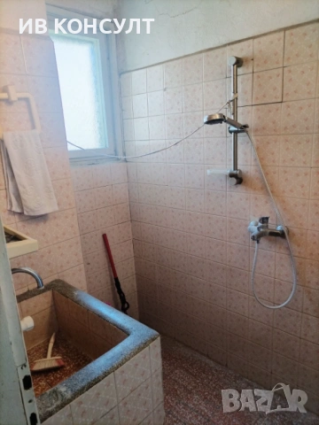 Продавам многостаен апартамент в Три чучура център, снимка 17 - Апартаменти - 54219629