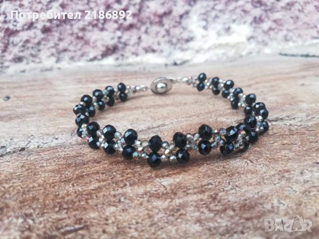 Гривни от мъниста , снимка 3 - Гривни - 36807784