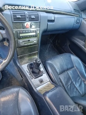 Мерцедес Е 200, снимка 8 - Части - 43675914