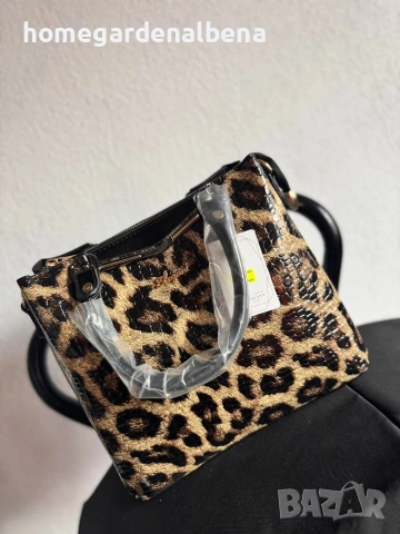 Дамска мини чанта за рамо еко кожа леопардова щампа лачени детайли