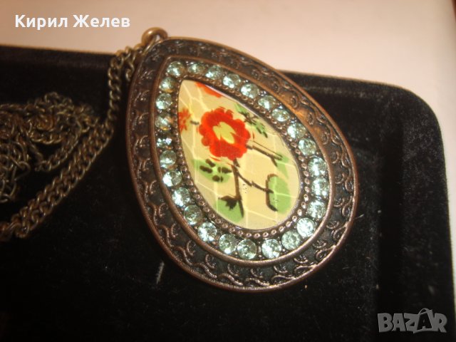 ВИНТИДЖ ФЛОРАЛЕН МЕДАЛЬОН МНОГО КРАСИВ с КРИСТАЛИ и ВЕРИЖКА 9699, снимка 6 - Колиета, медальони, синджири - 30568837
