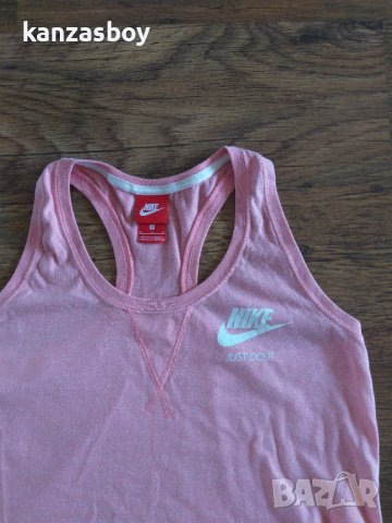 Nike - страхотен дамски потник КАТО НОВ, снимка 2 - Потници - 37452912