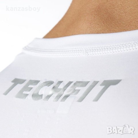 adidas techfit - страхотно мъжко трико, снимка 2 - Спортни дрехи, екипи - 31657605