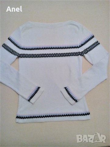 Промо оферта: Фин бял пуловер с декоративни ивици, размер S, снимка 1 - Блузи с дълъг ръкав и пуловери - 38107920