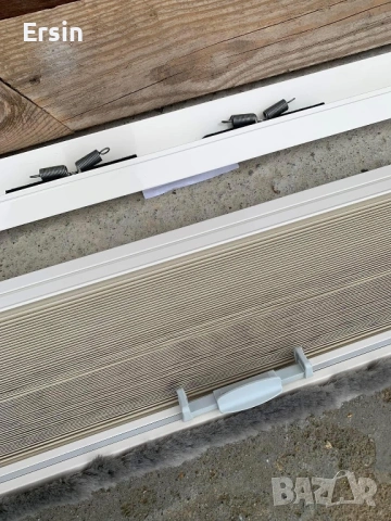 Щора Dometic за предното стъкло за Кемпер Carthago  , снимка 2 - Къмпинг мебели - 53369491