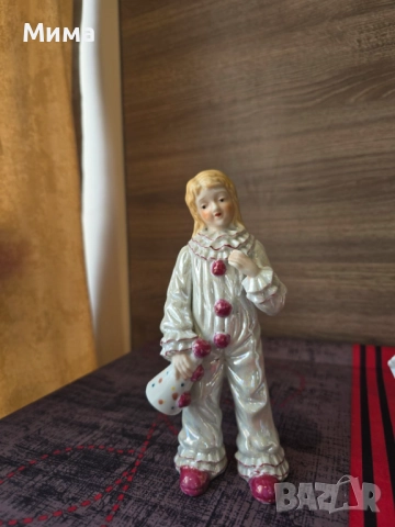 Порцеланова фигура на момиче клоун, снимка 4 - Статуетки - 51879000