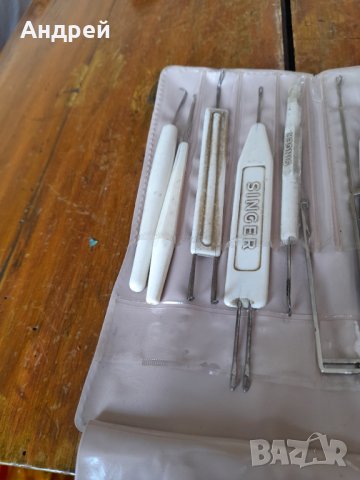 Стари принадлежности за шевна машина Singer, снимка 5 - Други ценни предмети - 37587130