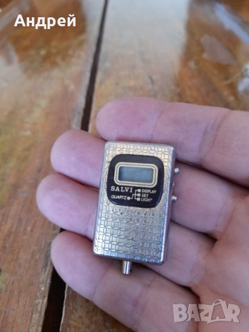 Стар електронен часовник Salvi, снимка 2 - Антикварни и старинни предмети - 42022463