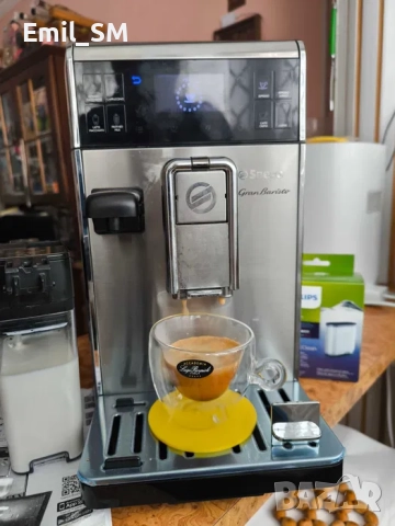 Кафеавтомат Saeco GranBaristo Avanti - модел HD 8977, снимка 2 - Кафемашини - 51652273
