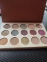 Палитра от 15цвята сенки като нови., снимка 3