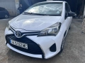 Toyota Yaris 1.0  ( газова уредба), снимка 1