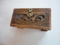 Старинно дървено сандъче ковчеже кутия дърворезба , снимка 7