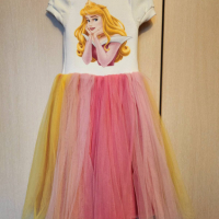 Официална детска рокля с принцеса Аврора от Модно&Модерно р-р 110, снимка 1 - Детски рокли и поли - 44764490