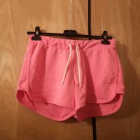 Нови розови къси панталонки LC Waikiki S, снимка 1 - Къси панталони и бермуди - 31987040