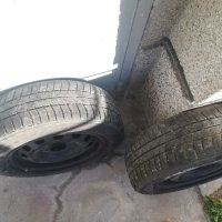 Две гуми с джанти за форд, снимка 2 - Гуми и джанти - 42164383