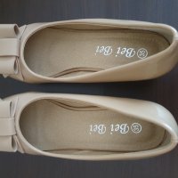 Нови Дамски обувки с нисък ток (35), снимка 4 - Дамски обувки на ток - 33696758