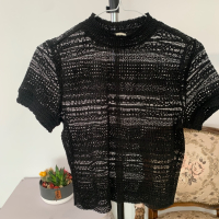 Дамска блуза в размер S, снимка 1 - Блузи с дълъг ръкав и пуловери - 44518867
