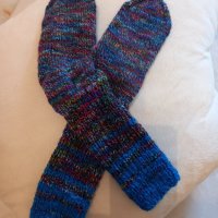 Ръчно плетени детски чорапи, ходило 20 см., снимка 2 - Детски комплекти - 44434381