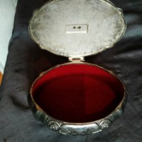 посребрена метална кутия за бижута в стил арт деко, снимка 4 - Антикварни и старинни предмети - 29500568