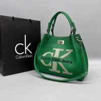 Дамски чанти Calvin Klein , снимка 2 - Чанти - 42670768