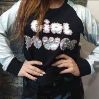 ✅ Спортна Дамска Блуза със сребристи ръкави, снимка 3 - Блузи с дълъг ръкав и пуловери - 31498514