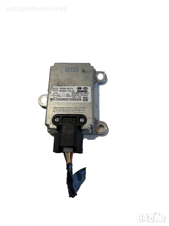 Сензор за ъглова скорост (Yaw Rate Sensor) за KIA Carens 2007–2011 2.0 CRDi, 95690-2E310, снимка 1