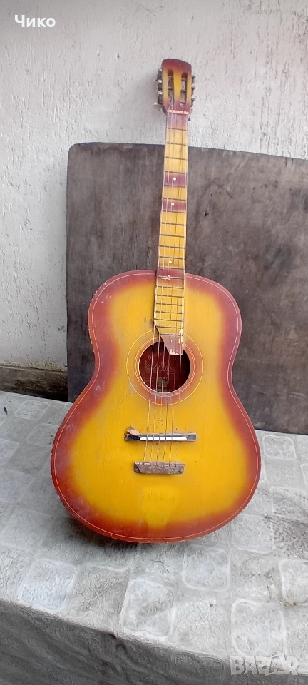 Казънлъшка акустична китара Кремона, снимка 1