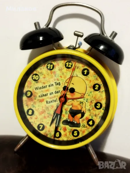 Стар механичен будилник, настолен часовник, снимка 1