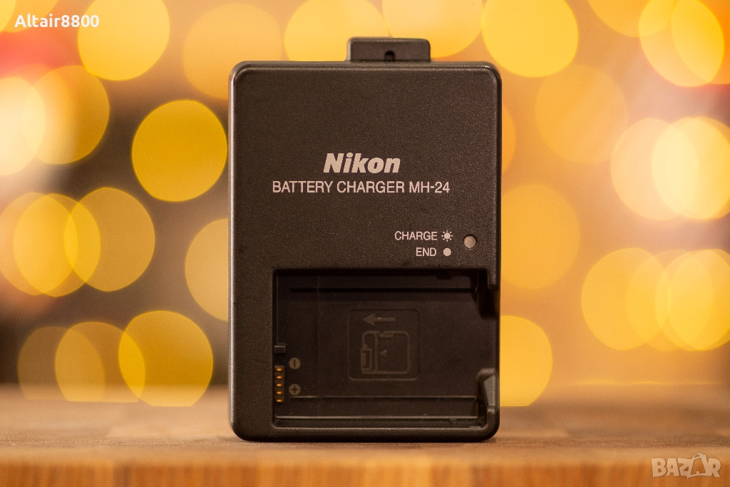 Nikon зарядно MH-24 за батерия EN-EL14/EN-EL14a, снимка 1