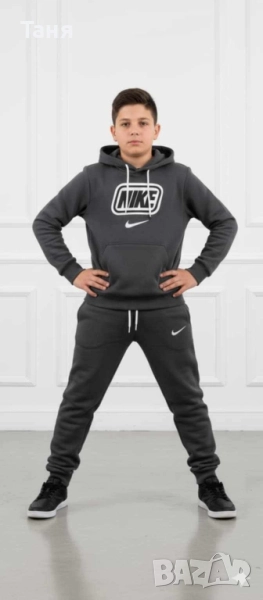 Детски ватиран комплект Найк , снимка 1