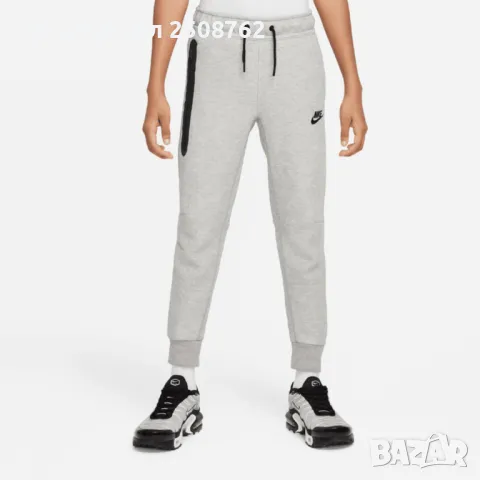 Оригинално долнище Nike Tech Fleece , снимка 1