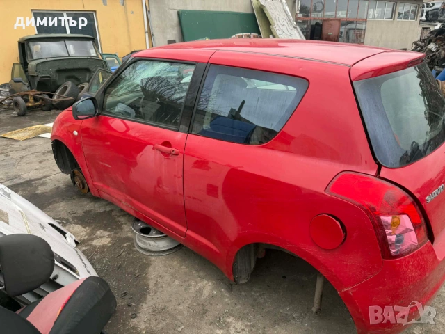 Suzuki Swift 1.3 НА ЧАСТИ сузуки суифт 1.3 2 врати , снимка 3 - Автомобили и джипове - 54010576