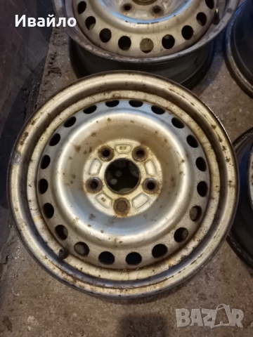Продавам 4 броя железни джанти за ауди пасат , снимка 2 - Гуми и джанти - 52943055