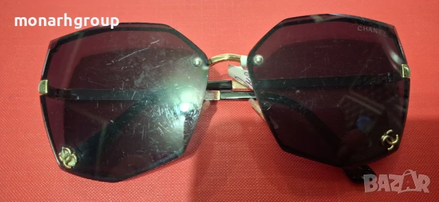 Слънчеви очила CHANEL, снимка 2 - Слънчеви и диоптрични очила - 51162480