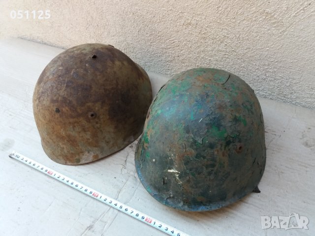 лот от две военни каски - БА , снимка 4 - Антикварни и старинни предмети - 30693389