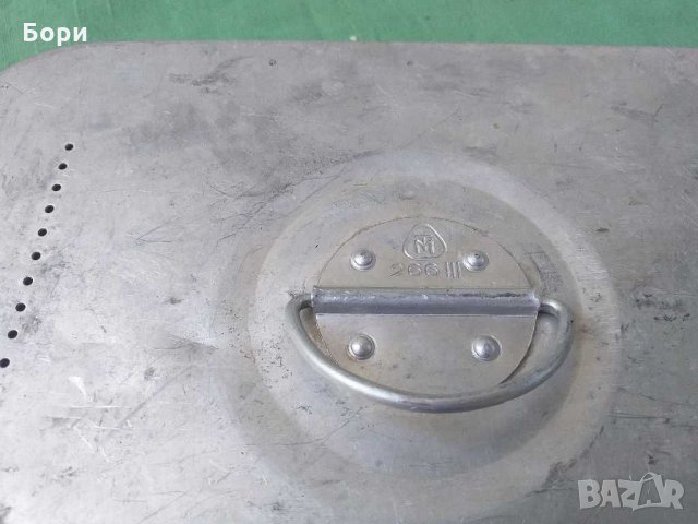 Стара алуминиева кутия за храна/сандвичи, снимка 3 - Кутии за храна - 29913204