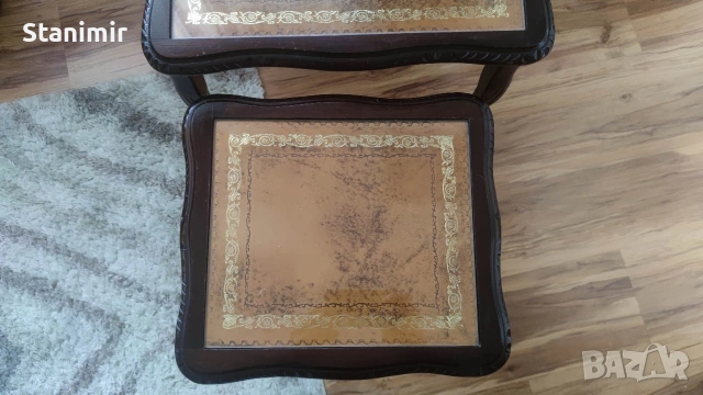 Масивни помощни масички с дърворезба и кожа, снимка 8 - Маси - 53971464