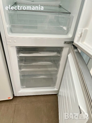 хладилник с фризер Hanseatic HKGK14349A1W, снимка 5 - Хладилници - 53146486