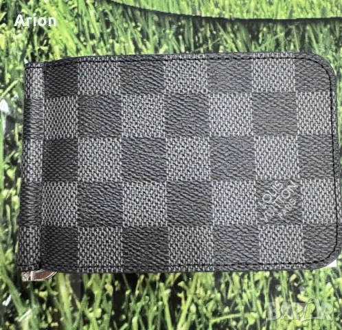 Картхолдъри LV, снимка 2 - Портфейли, портмонета - 49528011