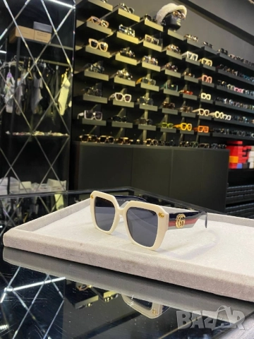 очила с черен обикновен калъф и ув защита gucci , снимка 4 - Слънчеви и диоптрични очила - 51447417