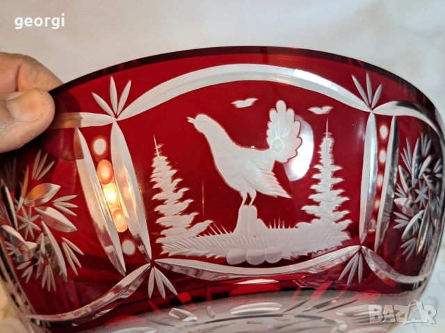 голяма кристална купа с ловни мотиви Bohemia рубинен кристал , снимка 3 - Декорация за дома - 51951133