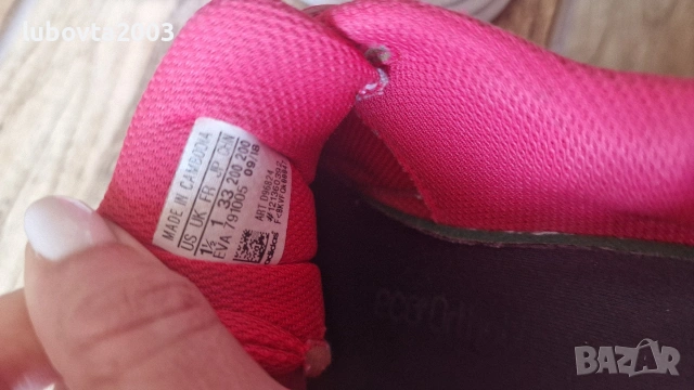 Adidas 33 номер Оригинални детски маратонки , снимка 4 - Детски маратонки - 53975981