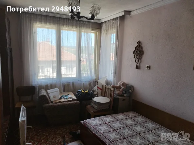 🏡 Етаж от къща в Трявна с двор, гараж и търговско помещение – 120 000 € Предлага се просторен втор, снимка 6 - Етаж от къща - 55930165