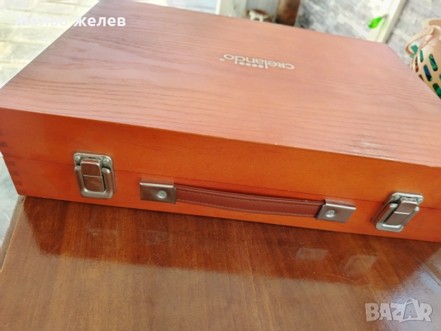 Куфар с бой,маркери, фулмастри