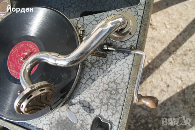 Швейцарски грамофон''Avuston'', снимка 13 - Антикварни и старинни предмети - 47452202