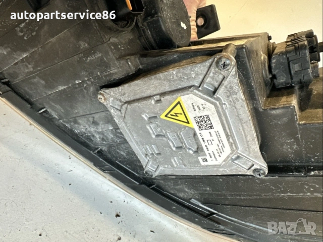 ксенонов фар – преден ляв, за Kia Sorento 2.2 дизел, 2012 г., снимка 2 - Части - 53160338