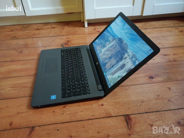 Лаптоп Hp, отличен, почти ново SSD, 15 инч дисплей, батерия над 5 часа, снимка 2 - Лаптопи за дома - 52661206