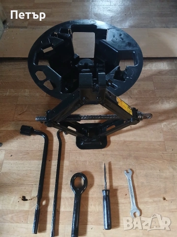 Органайзер с инструменти хюндай кия нови