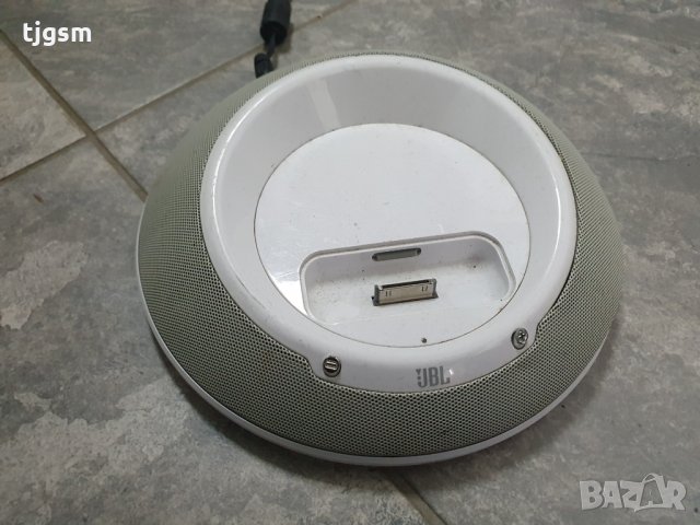 Док станция JBL OnStage IV 30-Pin iPod/iPhone Speaker, снимка 5 - Аксесоари за Apple - 33725895