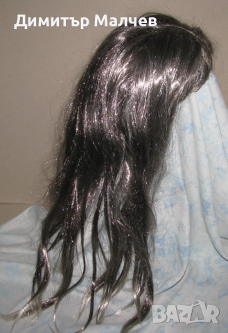 Перука от изкуствена коса 75 см прошарена на кичури, отлична, снимка 3 - Други - 52020417